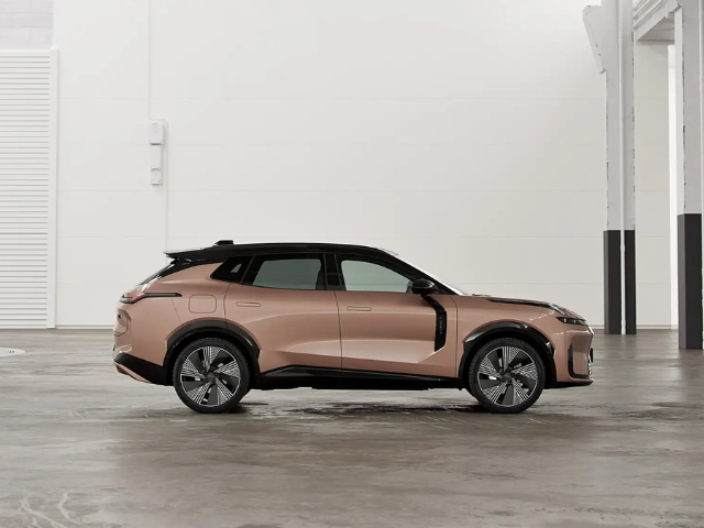 O8 automobilio nuoma